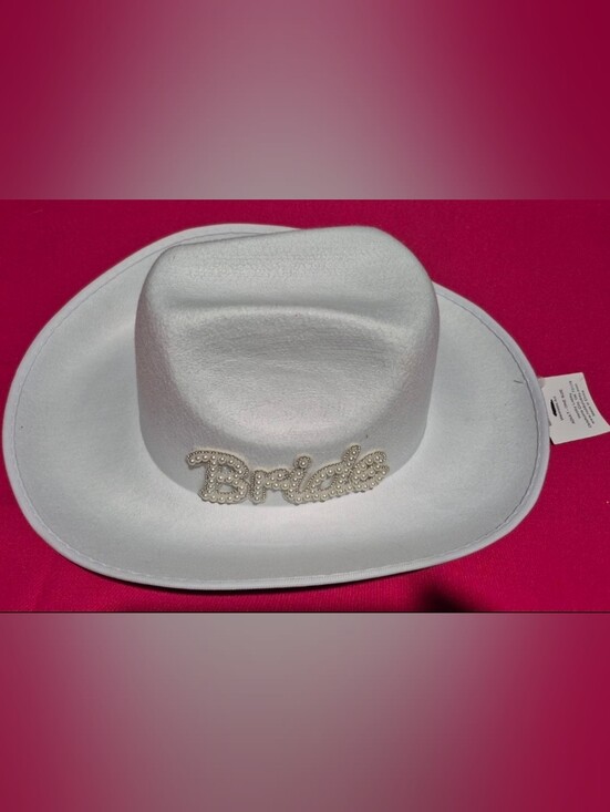 Accessories - Bride Pearl-Embellished White Cowboy Hat